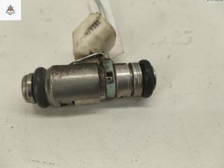 форсунка Volkswagen Golf 5 поколение 2004, 1.4 л., бензин, МКПП, серый, хетчбэк 3 дв., 036031AC