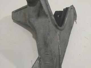 кронштейн двигателя Audi A4 B6 2002, 1.9 л., дизель, МКПП, универсал, 8E0199308D