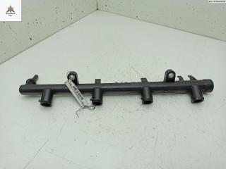 топливная рампа Renault Modus 1 поколение 2006, 1.4 л., бензин, МКПП, красный, хетчбэк 5 дв., 8200135504