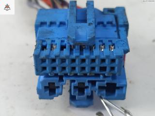 разъем (фишка) проводки Audi A6 4B/C5 1999, 1.8 л., бензин, МКПП, серый, седан, 1J0937713