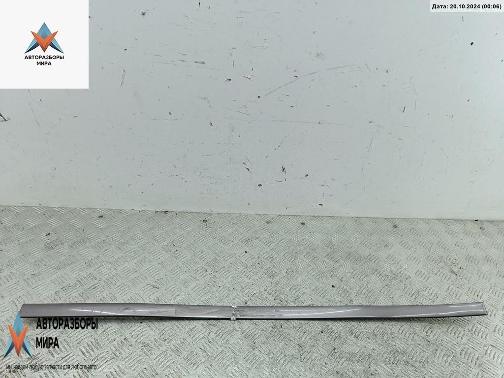 молдинг двери передней правой Audi A6 4B/C5 1998, 1.8 л., бензин, МКПП, серый, седан, 4B0853954A - фото №1