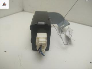 блок управления центральным замком Mazda 5 CR 2005, 1.8 л., бензин, МКПП, чёрный, минивэн, CC65675DZA