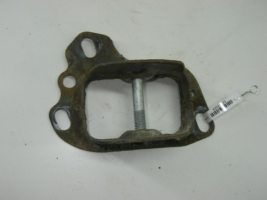 кронштейн (крепление) BMW 3 E46 2001, 2.2 л., бензин, МКПП, чёрный, седан, 3411877