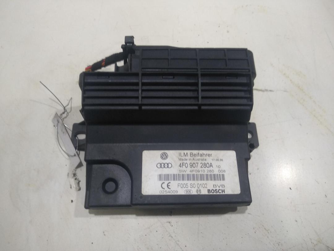 Блок управления BCM (Body Control Module) Audi A6 C6 2006, 2.7 л., дизель, МКПП, синий, универсал, 4F0907280A