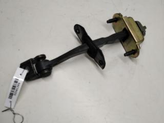 ограничитель открывания двери Ford Focus 1 поколение [рестайлинг] 2001, универсал, XS4AA23500