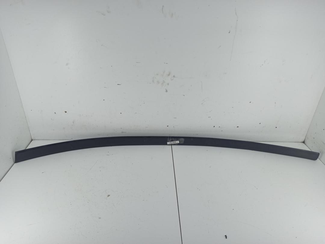 молдинг двери передней левой Audi A3 8P 2007, 1.6 л., бензин, МКПП, чёрный, хетчбэк 3 дв., 8P3853953