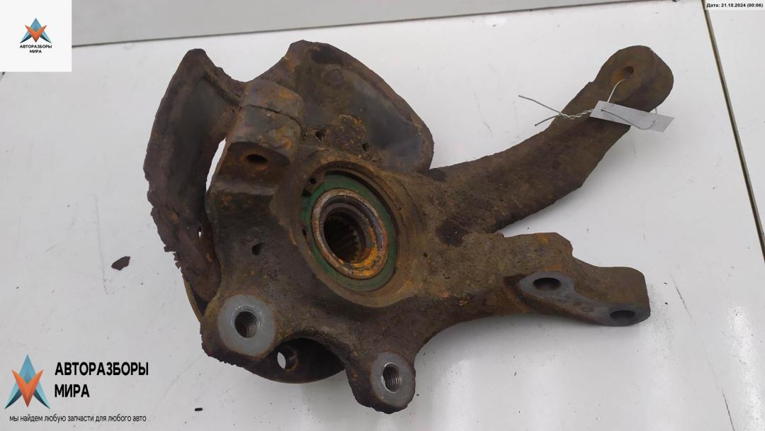 ступица передняя левая Opel Corsa B 1992, 1.4 л., бензин, АКПП, белый, хетчбэк 3 дв. - фото №1