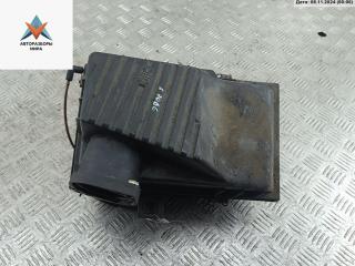 корпус воздушного фильтра Volkswagen Passat B4 1995, 1.6 л., бензин, МКПП, синий, универсал, 3A0129607AT