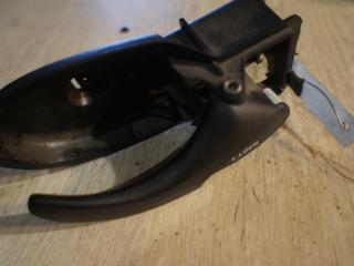 ручка внутренняя задняя правая Ford Focus 1 поколение 2000, 1.8 л., бензин, МКПП, серый, универсал