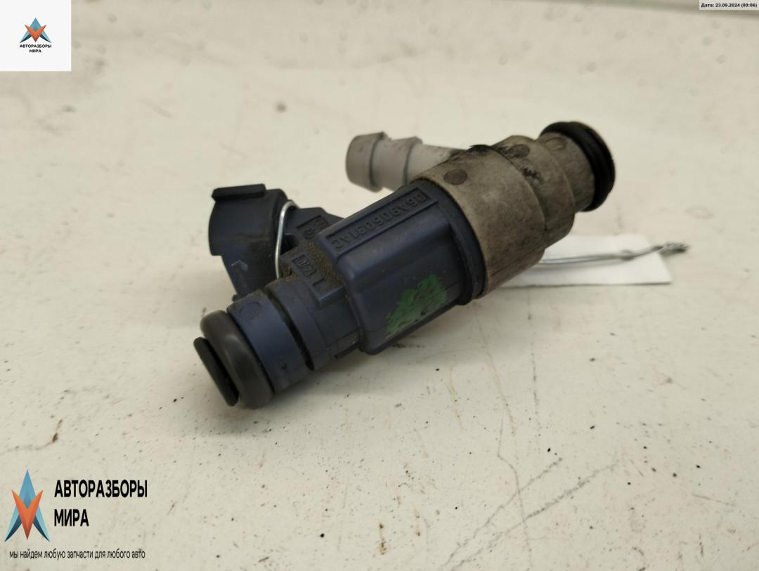 форсунка Volkswagen Golf 4 поколение 2001, 2.0 л., бензин, МКПП, серый, универсал, 06A906031AC - фото №1