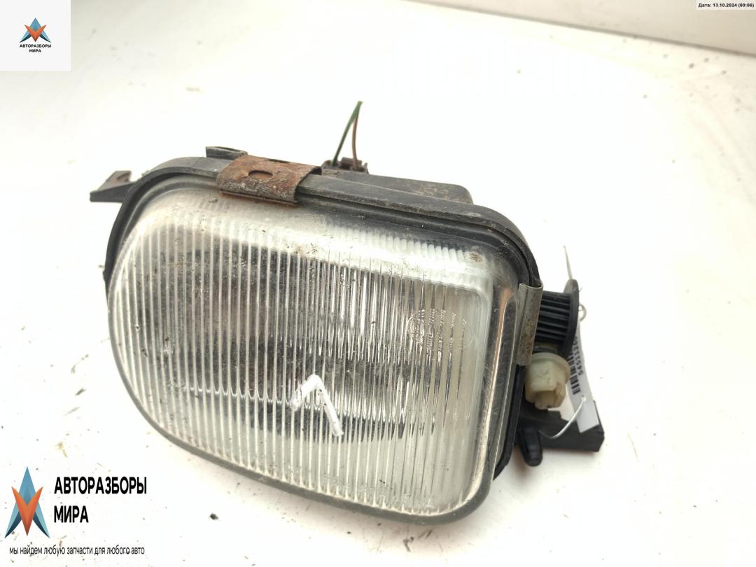 фара противотуманная левая Mercedes-Benz C-Класс W203/S203/CL203 2002, 1.8 л., бензин, АКПП, чёрный, универсал, 2158200556 - фото №1
