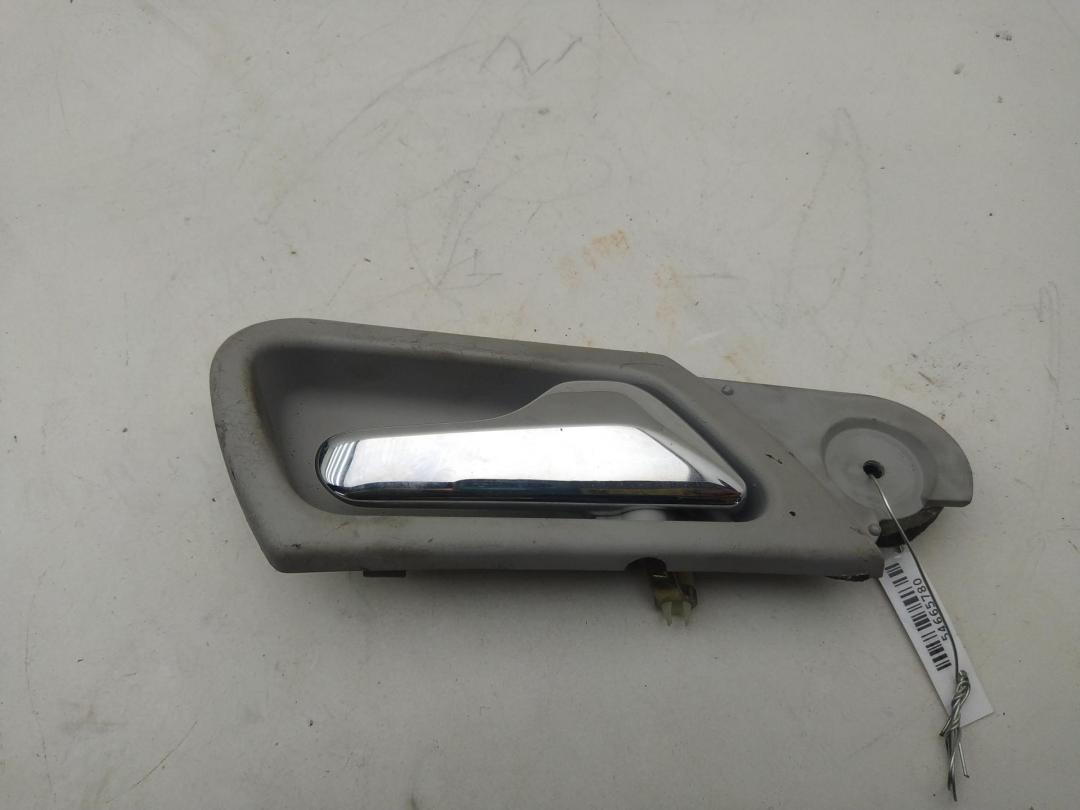 ручка внутренняя передняя правая Mercedes-Benz C W203 2004, 2.2 л., дизель, МКПП, серый, универсал, 3173010001