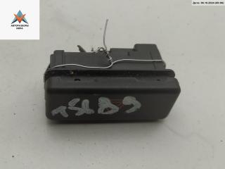 кнопка аварийной сигнализации BMW 5 серия E39 [рестайлинг] 2002, 3.0 л., дизель, МКПП, чёрный, универсал, 8350947