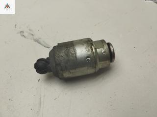 замок капота Ford Focus 2 поколение 2005, 1.6 л., i, бензин, МКПП, чёрный, хетчбэк 5 дв.