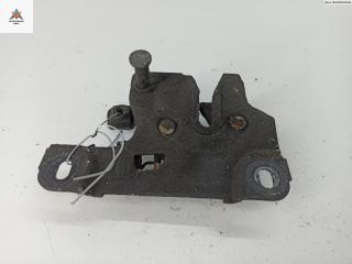 замок капота Audi A4 B5 1996, 1.8 л., Ti, бензин, МКПП, красный, универсал, 8D0823509L