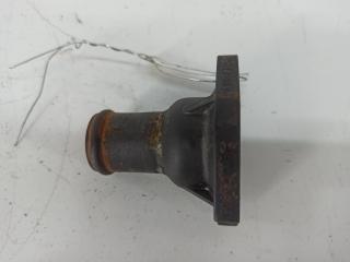 фланец (тройник) системы охлаждения Audi A6 4A/C4 1994, 2.0 л., бензин, МКПП, белый, седан, 026121145E