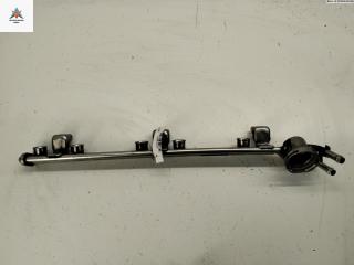 топливная рампа Volkswagen Passat B5 1999, 2.3 л., бензин, АКПП, синий, универсал, 071133317