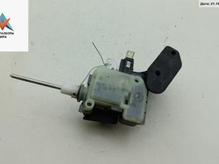 замок лючка топливного бака Mercedes-Benz A-Класс W169 2005, 1.5 л., бензин, МКПП, красный, хетчбэк 3 дв., 2038201997