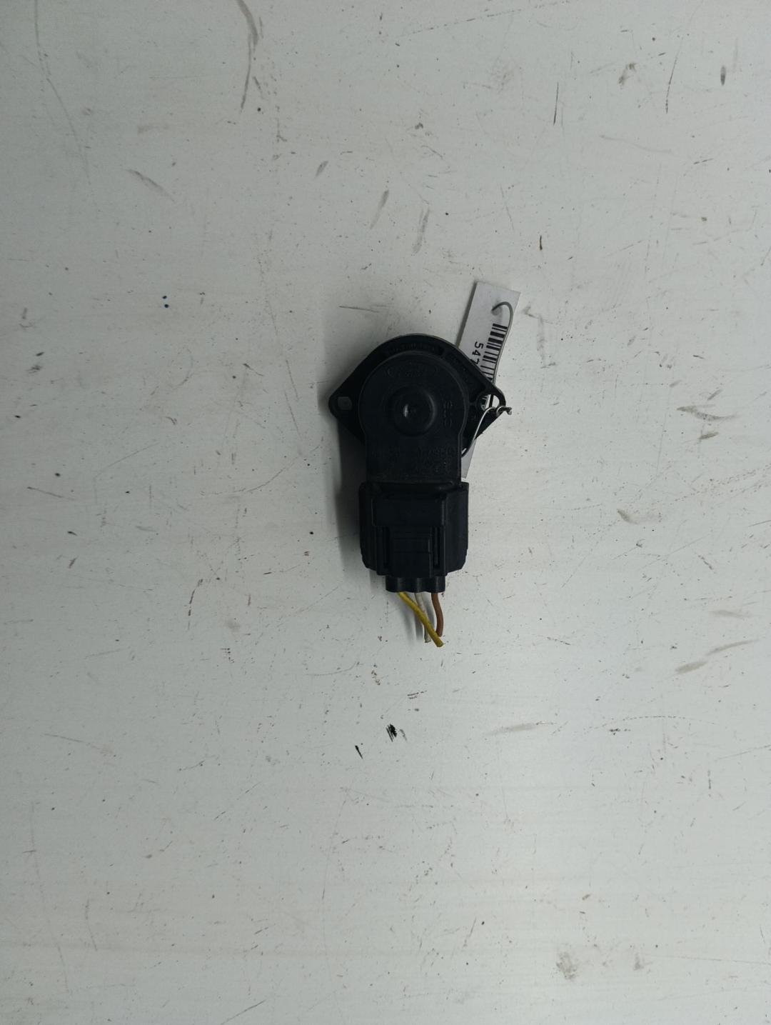 датчик положения дроссельной заслонки Ford Mondeo III 2003, 2.0 л., бензин, МКПП, синий, универсал, 988F9B989BB