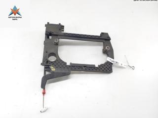 Корпус (держатель) ручки двери передней правой BMW 5 серия E39 [рестайлинг] 2000, 2.5 л., бензин, АКПП, серый, универсал, 8236644