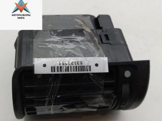 дефлектор обдува салона Audi A4 B5 1997, 1.6 л., бензин, МКПП, красный, седан