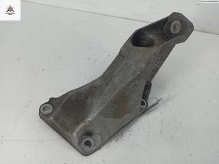 кронштейн двигателя Audi A6 4B/C5 [рестайлинг] 2003, 1.8 л., Ti, бензин, МКПП, синий, универсал, 8D0199307P