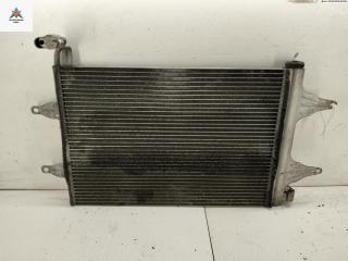 радиатор кондиционера Volkswagen Fox 2 поколение [рестайлинг] 2006, 1.2 л., бензин, МКПП, серый, хетчбэк 3 дв., 6Q0820411K