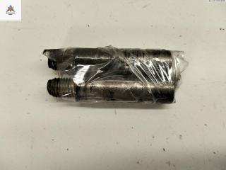 Болт крепления Skoda Octavia mk1 (A4 1U) 2004, 2.0 л., бензин, МКПП, серый, универсал