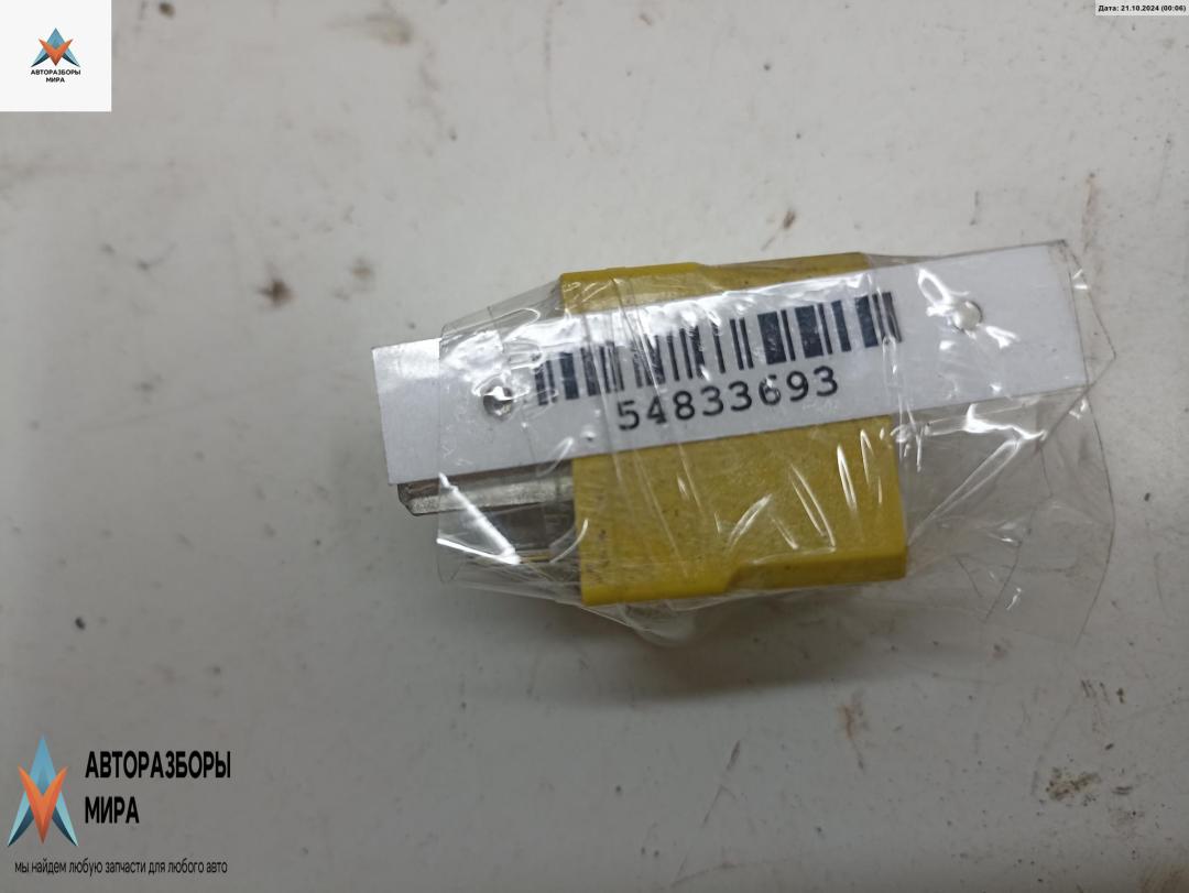 реле (прочие) Opel Zafira 2 поколение (B) 2006, 1.9 л., дизель, МКПП, чёрный, минивэн, 90226846 - фото №1