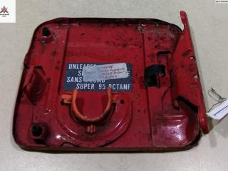 лючок топливного бака Nissan Almera N15 [рестайлинг] 1998, 1.4 л., бензин, красный, хетчбэк 3 дв.