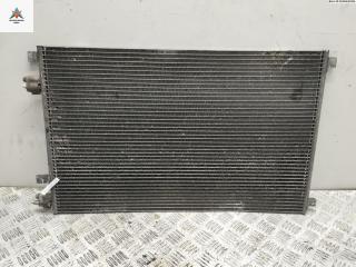 радиатор кондиционера Renault Megane 2 поколение 2004, 1.6 л., бензин, МКПП, красный, хетчбэк 5 дв., 8200115543