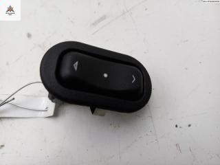 кнопка стеклоподъемника заднего правого Opel Zafira 1 поколение (A) 2002, 2.2 л., дизель, МКПП, серый, минивэн, 13363100
