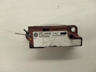 датчик AirBag Volkswagen Golf 4 поколение 1998, 1.6 л., бензин, МКПП, красный, хетчбэк 5 дв., 1J0909606D