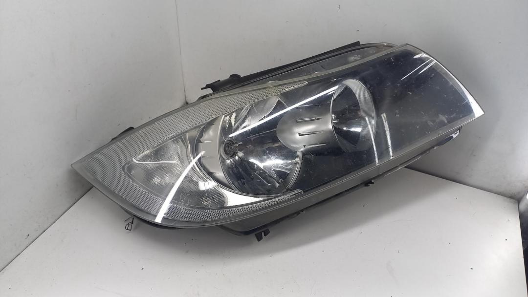 фара правая BMW 3 серия E90/E91/E92/E93 2006, 2.0 л., бензин, МКПП, серый, универсал, 6942748 - фото №1