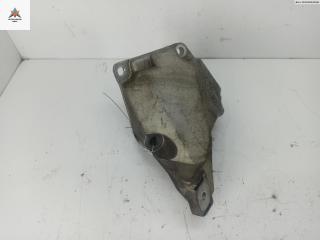 кронштейн двигателя Audi A6 4B/C5 1999, 2.7 л., бензин, АКПП, чёрный, универсал, 8D0199307K