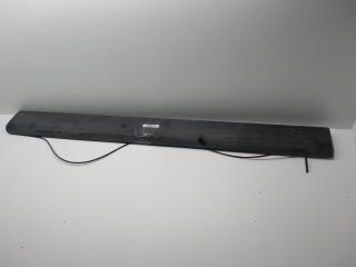 молдинг двери передней левой Volkswagen Passat B3 1992, 1.8 л., бензин, МКПП, красный, универсал
