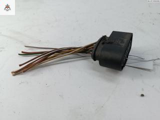 разъем (фишка) проводки Audi A6 4B/C5 1998, 2.4 л., бензин, МКПП, зелёный, универсал, 1J0973735
