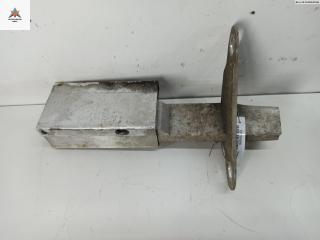 кронштейн заднего бампера Audi A4 B5 [рестайлинг] 1999, 1.6 л., бензин, МКПП, серый, седан, 8D0807332C