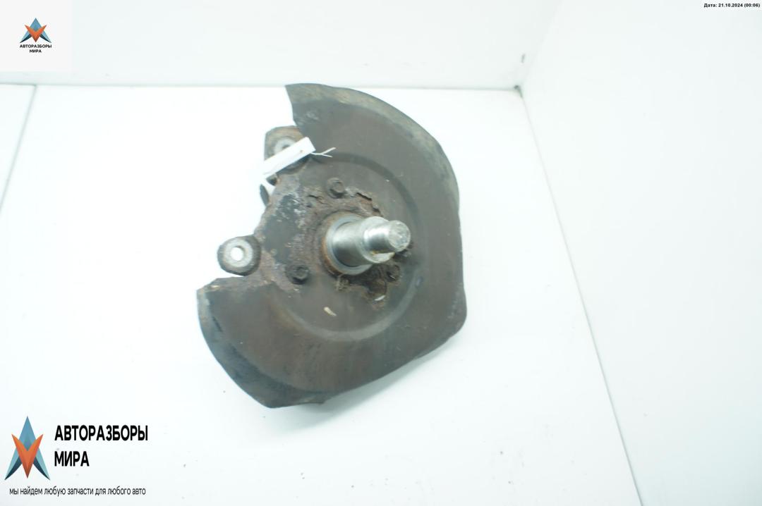 Кулак (корпус ступицы) задний левый Ford Mondeo 2 поколение 1996, 1.8 л., бензин, МКПП, синий, хетчбэк 5 дв. - фото №1