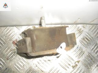 подушка крепления двигателя Mitsubishi Space Gear 1 поколение [рестайлинг] 1998, 2.0 л., бензин, МКПП, синий, минивэн