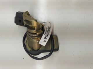 Личинка замка багажника Volkswagen Passat B5 [рестайлинг] 2001, 1.9 л., дизель, МКПП, серый, универсал, 107827573JE