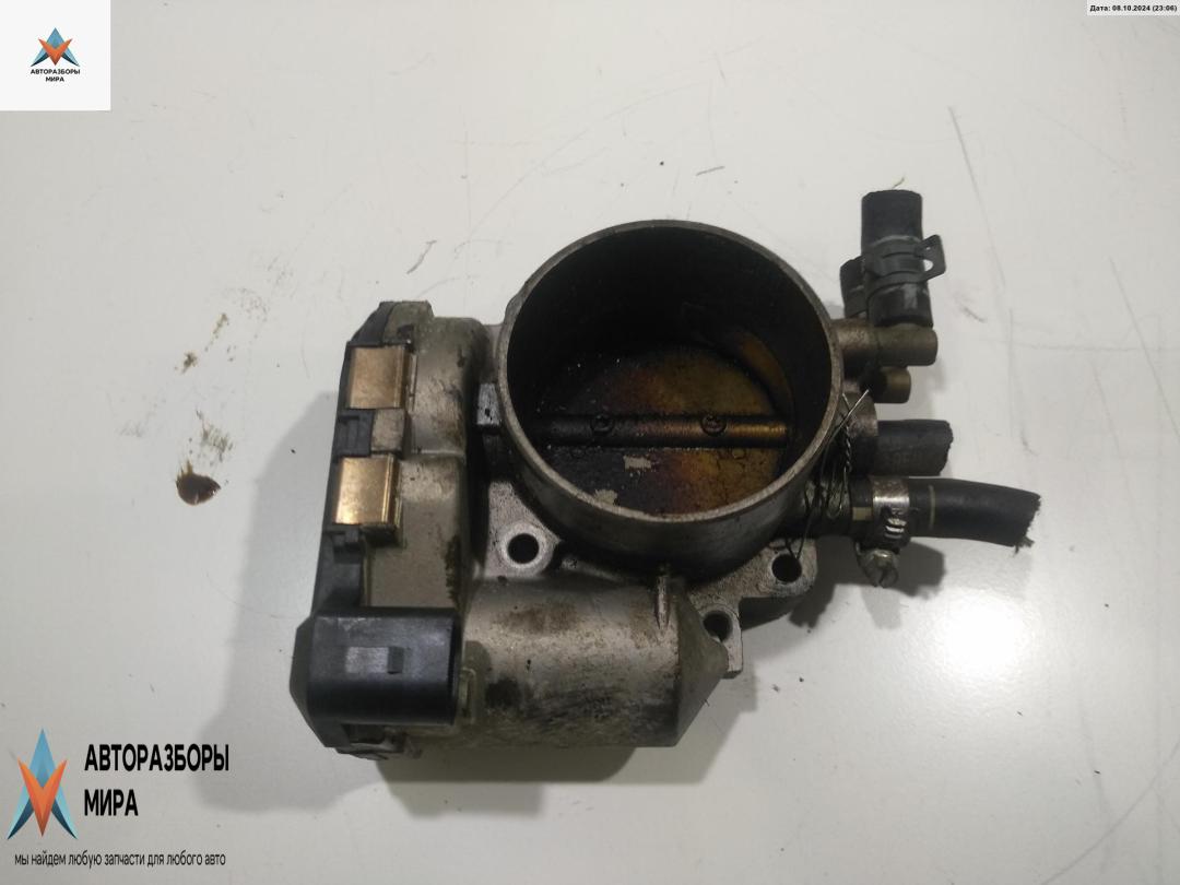 заслонка дроссельная Audi A6 4B/C5 2000, 2.4 л., бензин, АКПП, чёрный, универсал, 078133062B - фото №1