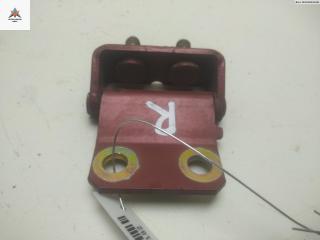 петля крышки багажника Mitsubishi Carisma 1 поколение 1997, красный, хетчбэк 5 дв.