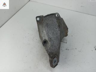 кронштейн двигателя Audi A6 4B/C5 [рестайлинг] 2004, 2.4 л., бензин, МКПП, серый, универсал, 8D0199307G