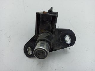 кнопка открытия багажника Opel Omega B 2000, 2.2 л., бензин, МКПП, синий, универсал, 105