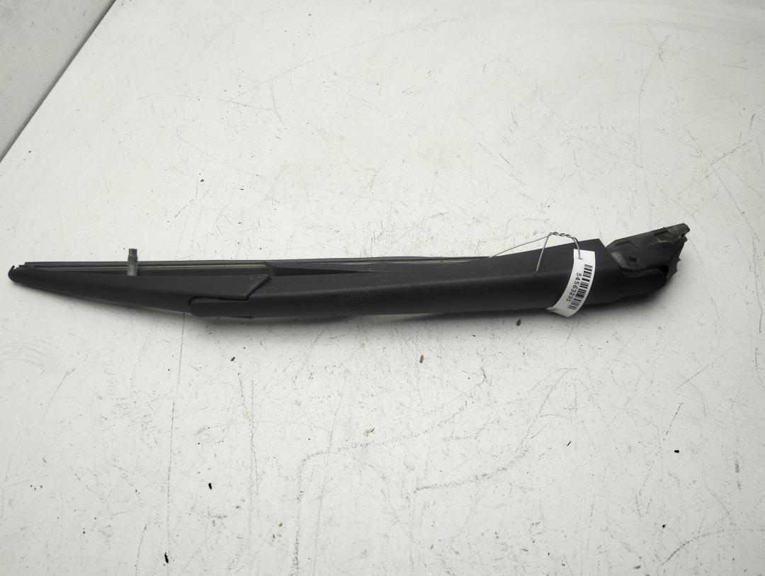 Щеткодержатель (поводок стеклоочистителя) задний Peugeot 307 2002, 1.6 л., бензин, МКПП, синий, хетчбэк 3 дв., 9634372177