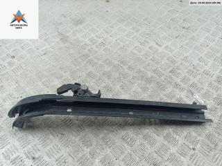 Направляющая сдвижной двери (салазка) правая Ford B-max 1 поколение 2013, 1.5 л., дизель, МКПП, белый, минивэн, 1840425, AV11-R25004-AE