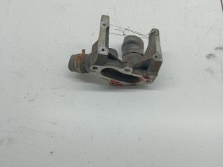 фланец (тройник) системы охлаждения Ford Focus 1 поколение 2000, 1.6 л., i, бензин, МКПП, серый, универсал, 1N1G8594