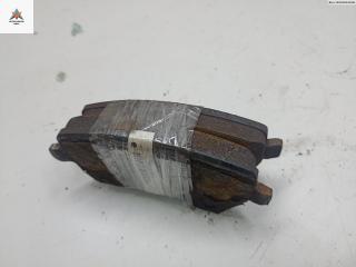 Колодки тормозные передние Opel Agila 2 поколение (B) 2008, 1.3 л., дизель, МКПП, красный, хетчбэк 5 дв.