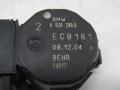 моторчик заслонки печки BMW 5 серия E60/E61 2004, 2.5 л., дизель, АКПП, чёрный, седан, 6930299 - фото №3